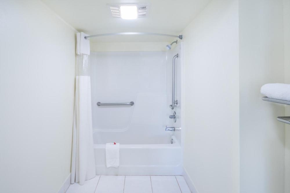 Days Inn by Wyndham Raleigh Midtown